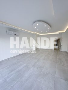 Satılık Havuzlu Dubleks Daire