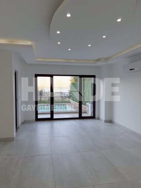 Satılık Havuzlu Dubleks Daire