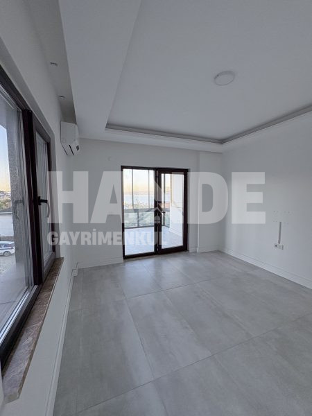 Satılık Havuzlu Dubleks Daire