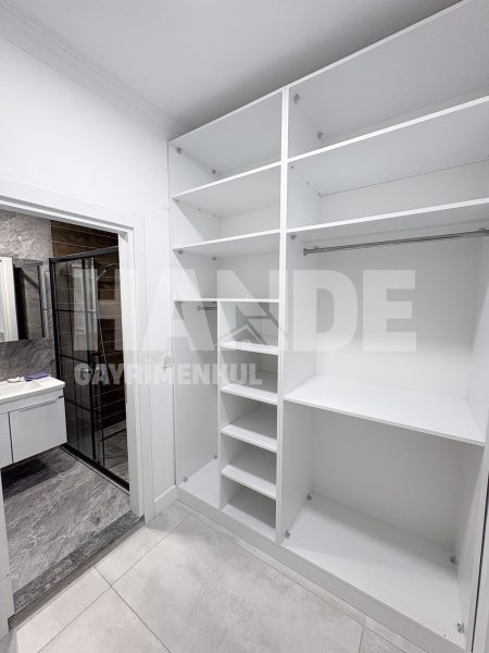 Satılık Havuzlu Dubleks Daire