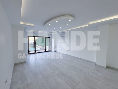 Satılık Havuzlu Dubleks Daire