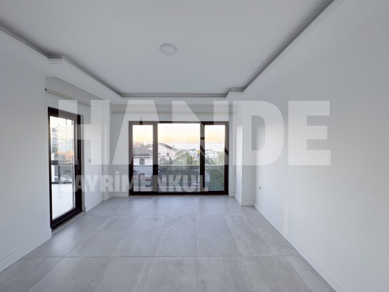 Satılık Havuzlu Dubleks Daire