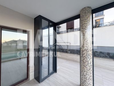 Satılık Havuzlu Dubleks Daire