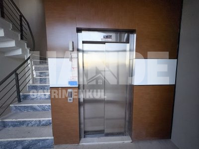 Satılık Havuzlu Dubleks Daire