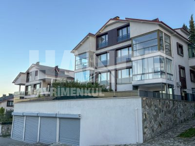 Satılık Havuzlu Dubleks Daire