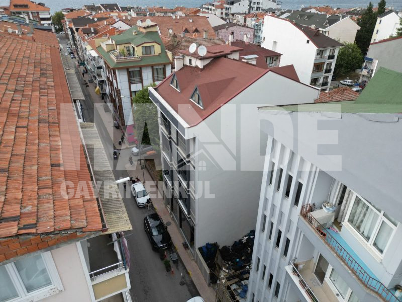 Karamürsel Merkezde Dükkan