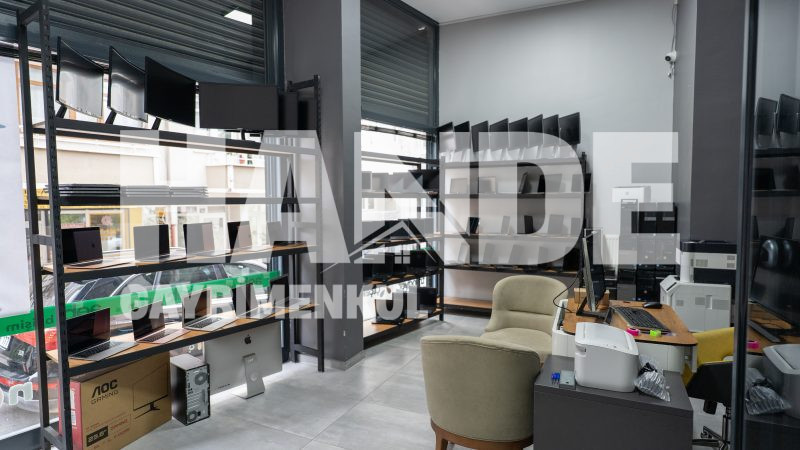 Karamürsel Merkezde Dükkan