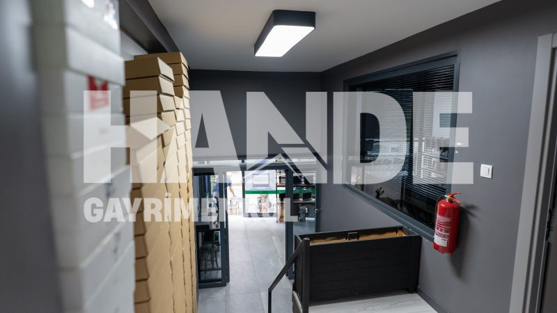 Karamürsel Merkezde Dükkan