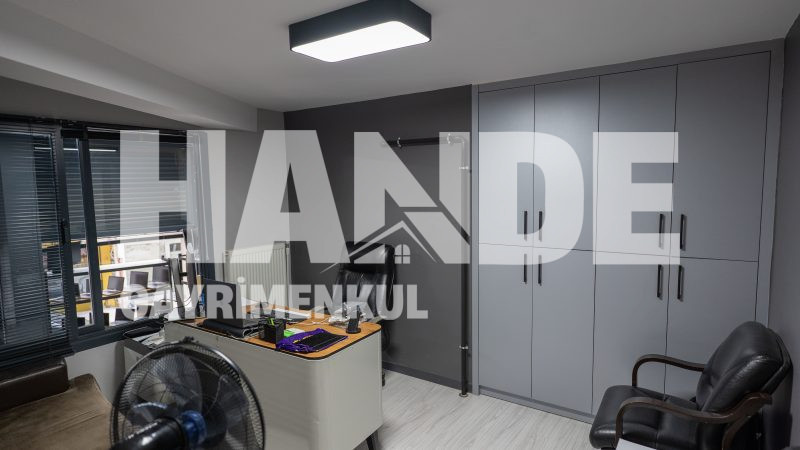 Karamürsel Merkezde Dükkan