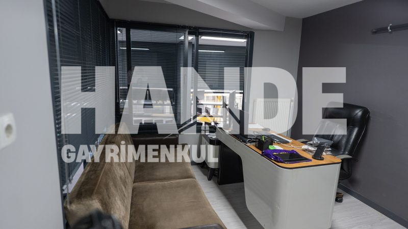 Karamürsel Merkezde Dükkan