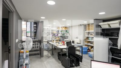 Karamürsel Merkezde Dükkan