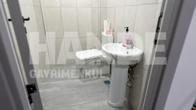 Karamürsel Merkezde Dükkan